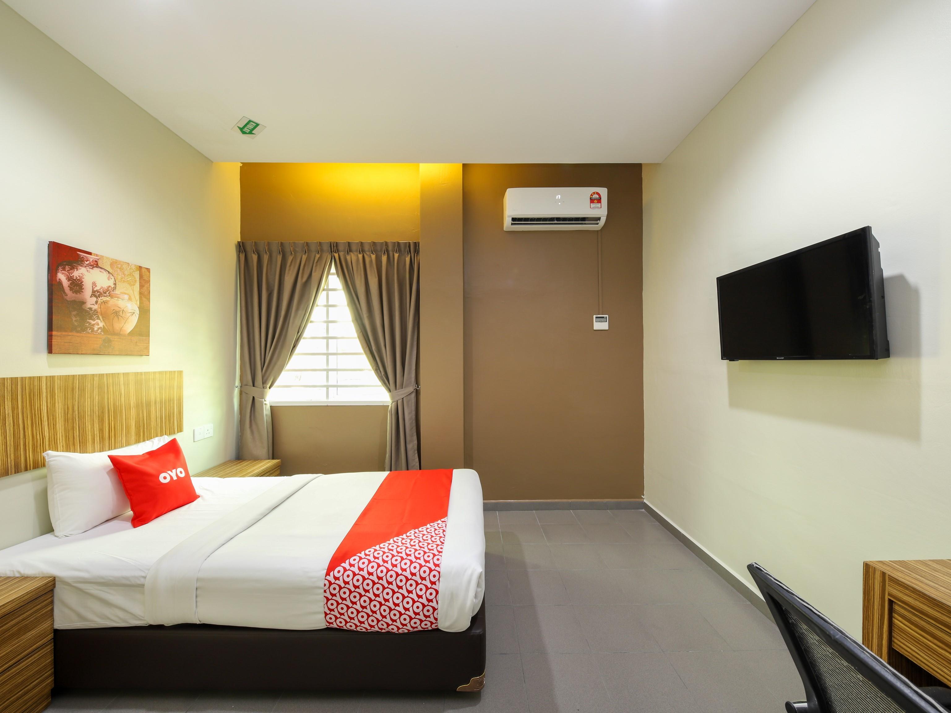 Oyo89839里亚兹酒店 Malacca 外观 照片
